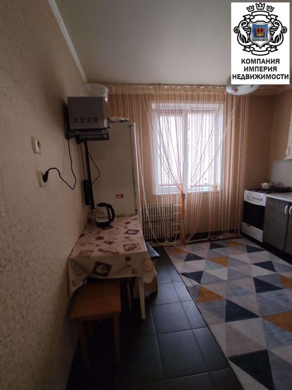 Квартира, Белгородская область, Шебекино, ул. Ленина, 93. Фото 1