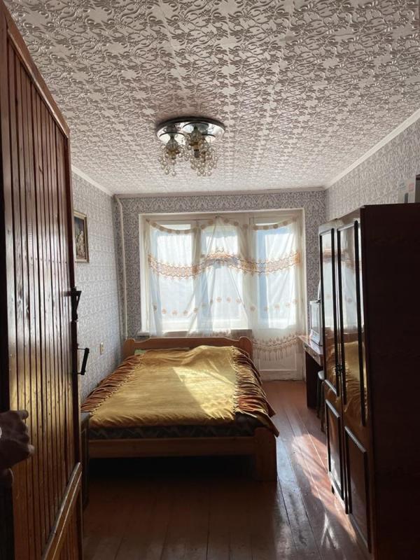 Комната, Ленинградская область, Луга, Нарвская улица, 16. Фото 1