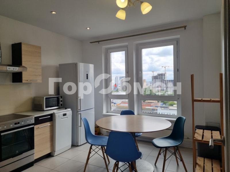 3-комн. квартира, 73 м², 14/14 этаж