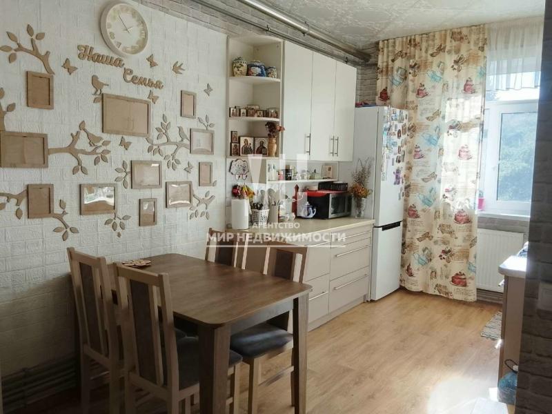 4-комн. квартира, 104 м², 2/3 этаж