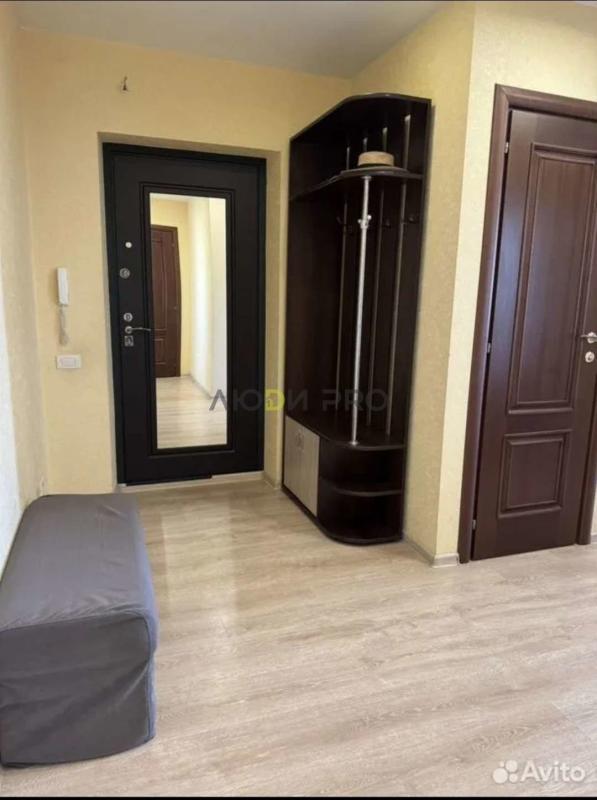 2-комн. квартира, 60 м², 8/10 этаж