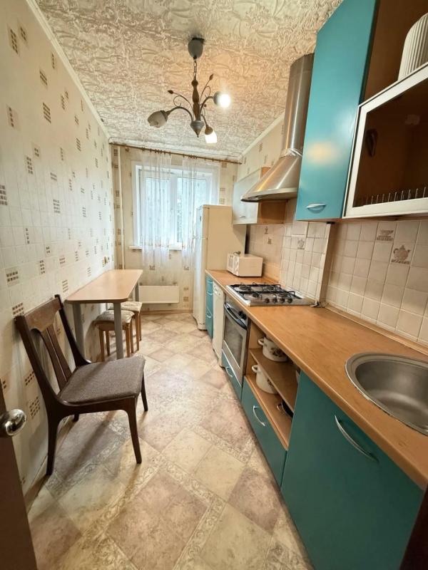 2-комн. квартира, 42 м², 4/5 этаж