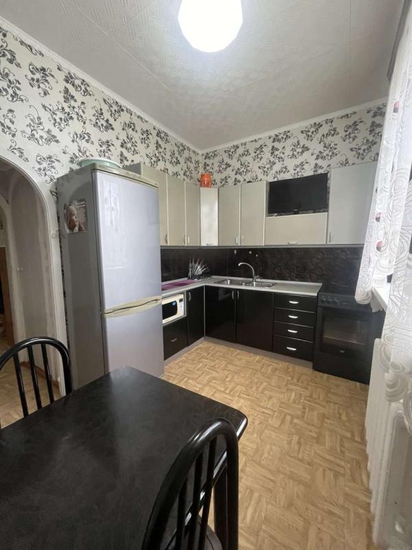 2-комн. квартира, 52 м², 4/5 этаж