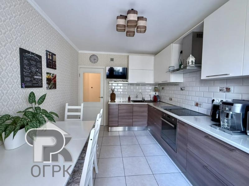 3-комн. квартира, 71 м², 6/17 этаж