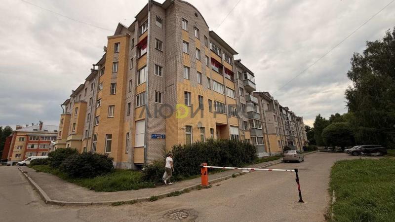 1-комн. квартира, 43 м², 1/5 этаж