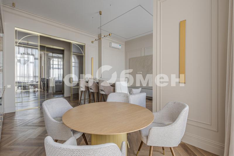 2-комн. квартира, 71 м², 24/24 этаж
