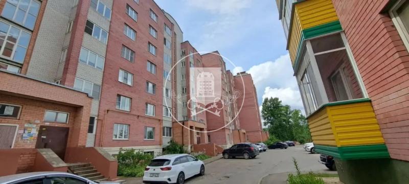 2-комн. квартира, 74 м², 3/7 этаж