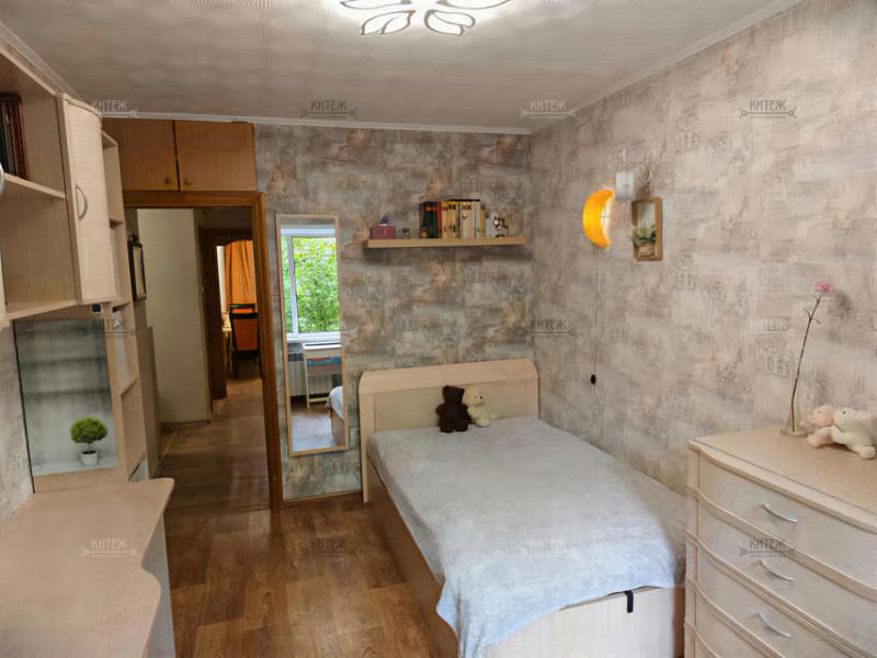 2-комн. квартира, 49 м², 1/9 этаж