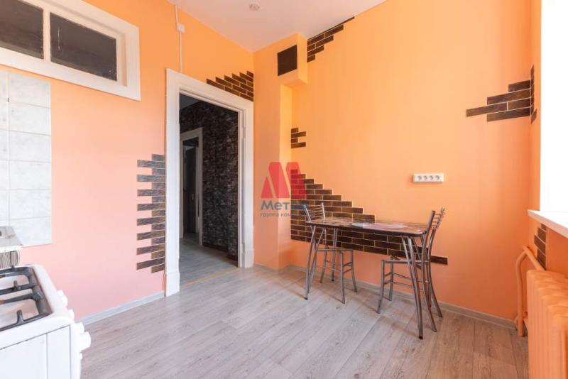 2-комн. квартира, 58 м², 3/3 этаж