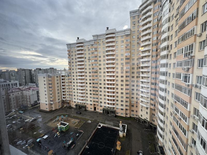 2-комн. квартира, 78 м², 12/19 этаж