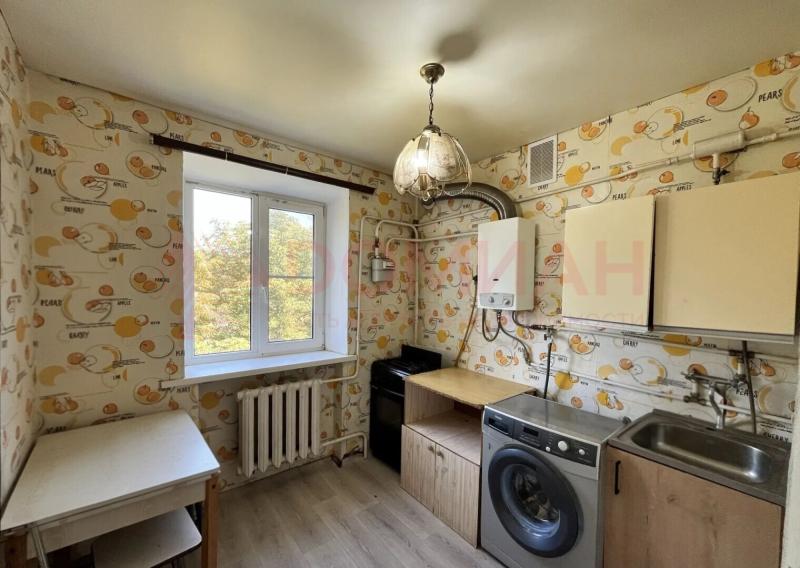 2-комн. квартира, 43 м², 5/5 этаж