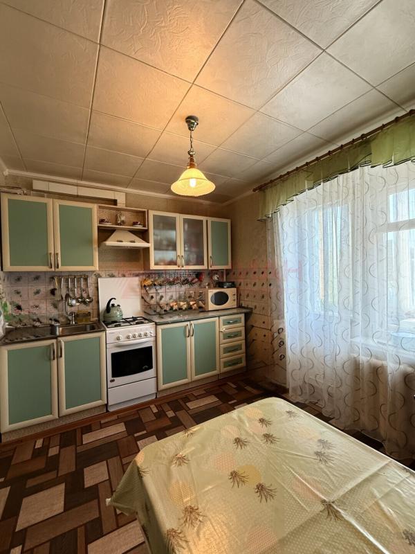 3-комн. квартира, 67 м², 2/6 этаж