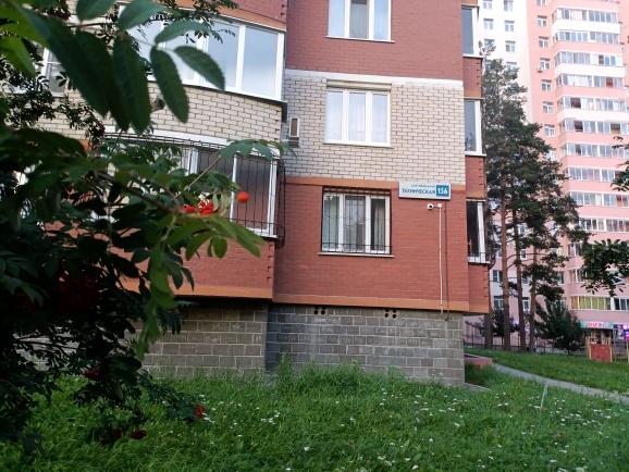 Квартира, Свердловская область, Екатеринбург, Железнодорожный р-н, мкр Старая Сортировка, Техническая улица, 156. Фото 1
