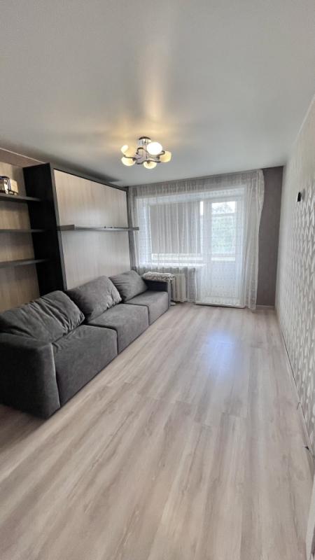 2-комн. квартира, 47 м², 5/5 этаж