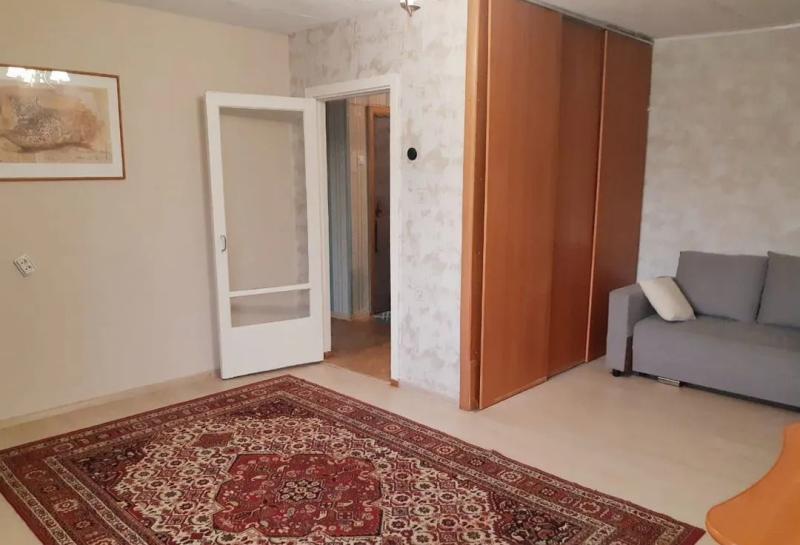 Квартира, Свердловская область, Екатеринбург, ул. 8 Марта, 127. Фото 2