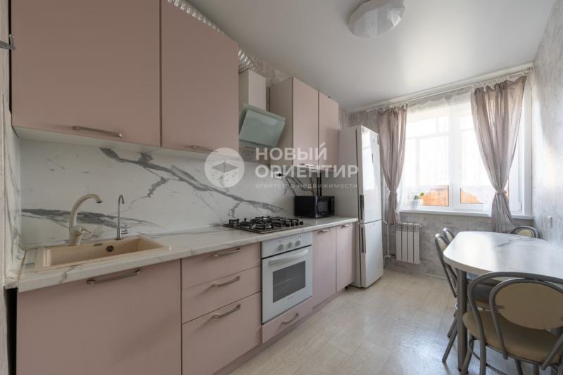 2-комн. квартира, 47 м², 7/9 этаж