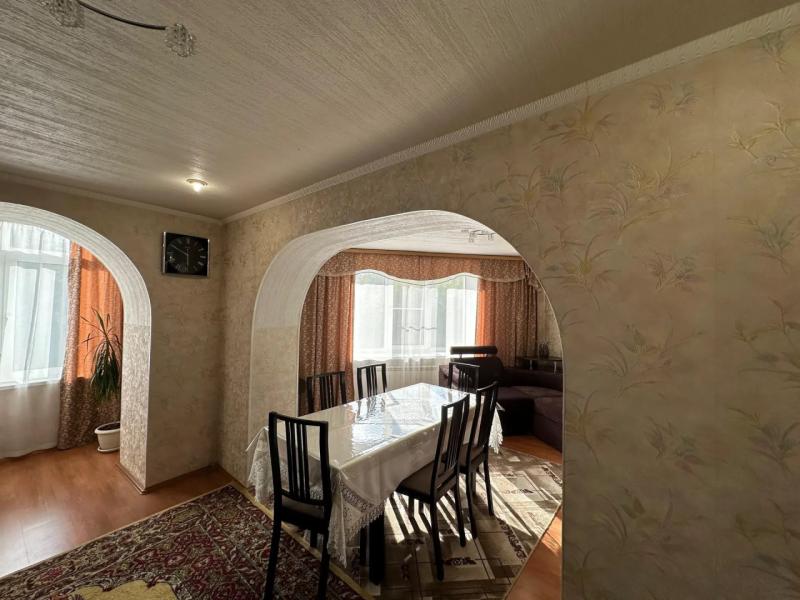 4-комн. квартира, 92 м², 4/5 этаж