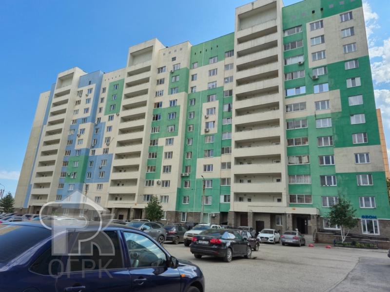3-комн. квартира, 83 м², 4/12 этаж