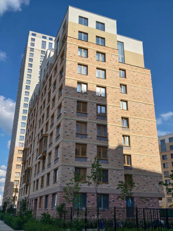 2-комн. квартира, 63 м², 8/9 этаж