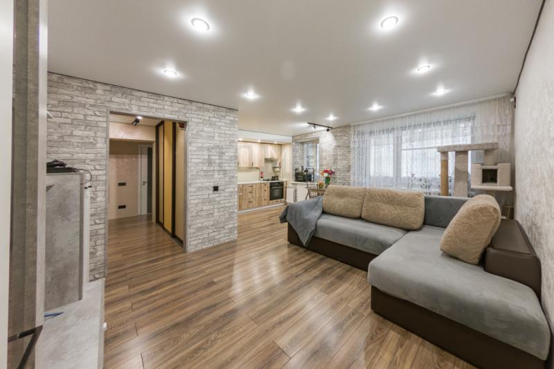 2-комн. квартира, 47 м², 3/9 этаж