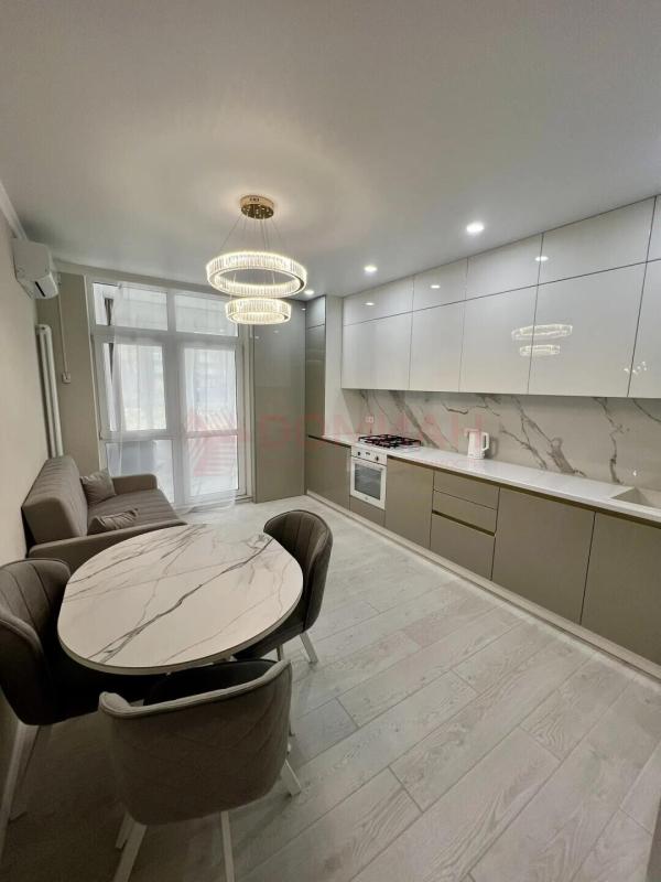 2-комн. квартира, 60 м², 4/12 этаж