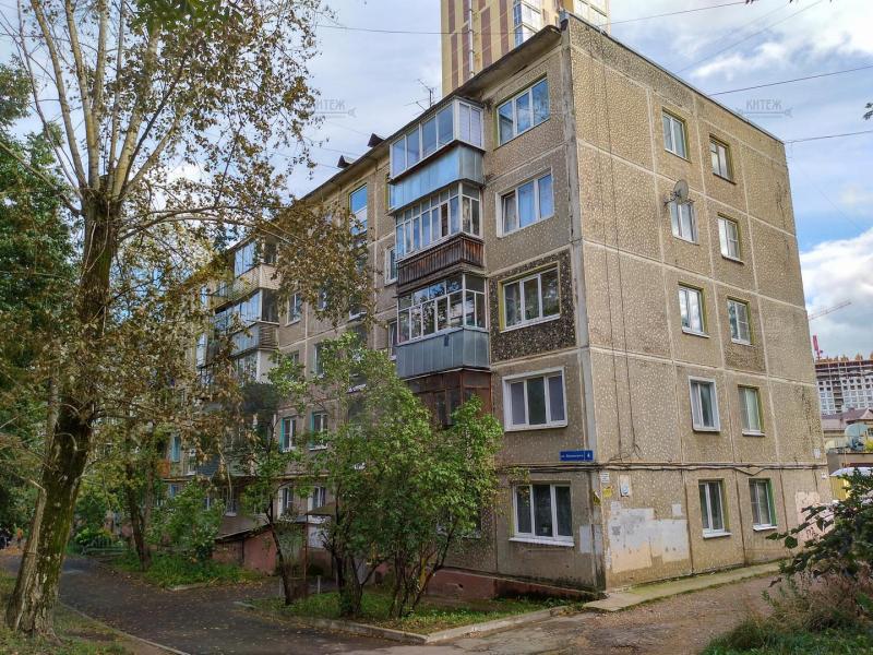 2-комн. квартира, 44 м², 2/5 этаж