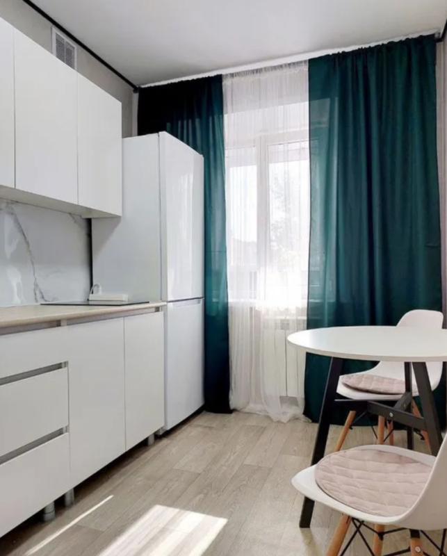 1-комн. квартира, 32 м², 3/12 этаж