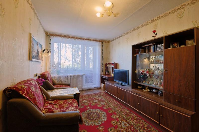 2-комн. квартира, 42 м², 3/5 этаж