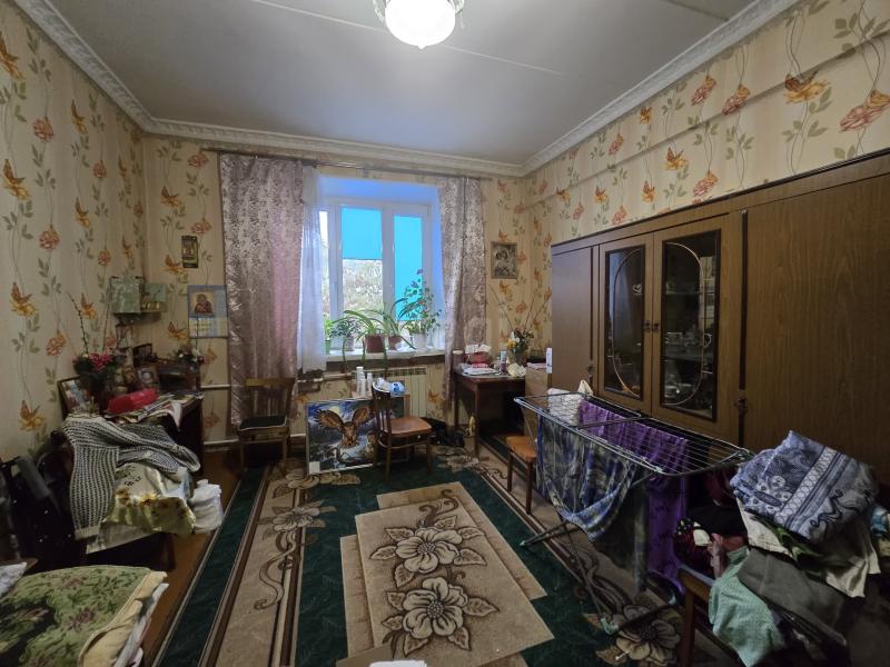 2-комн. квартира, 56 м², 2/5 этаж