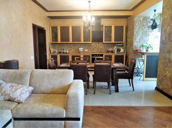 4-комн. квартира, 134 м², 10/11 этаж