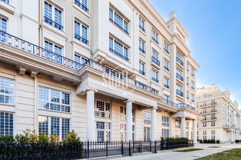 4-комн. квартира, 207 м², 4/7 этаж