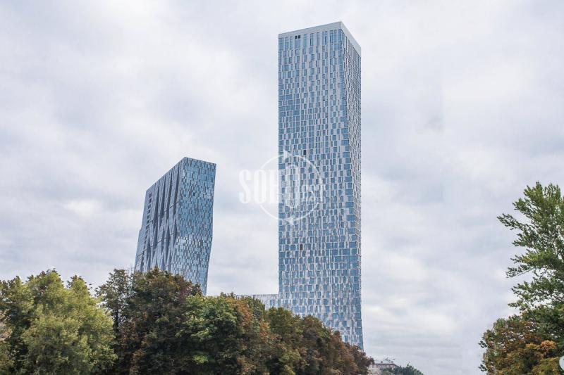 4-комнатная Квартира, 192 м2