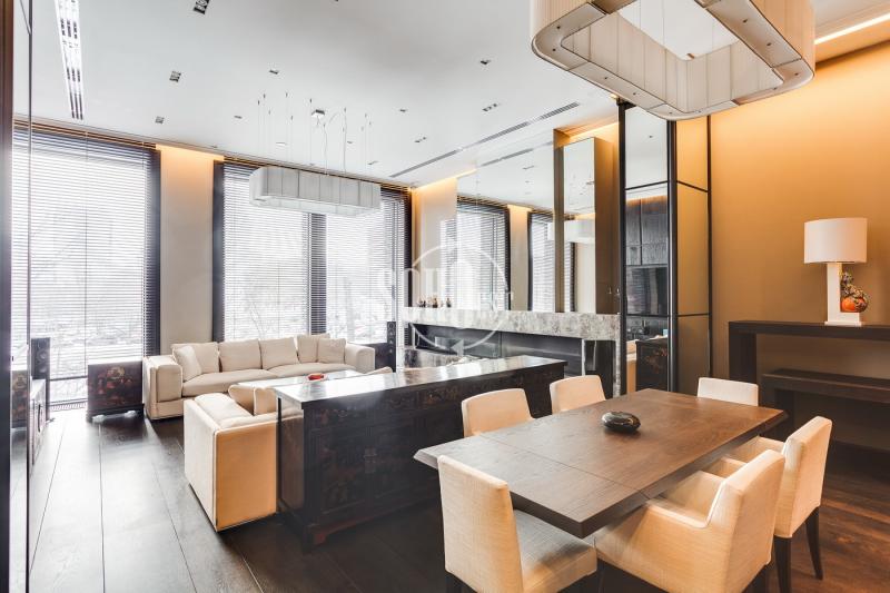 4-комнатная Квартира, 210 м2
