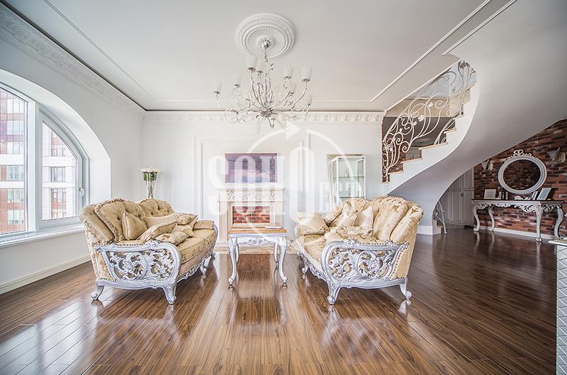 6-комнатная Квартира, 242 м2