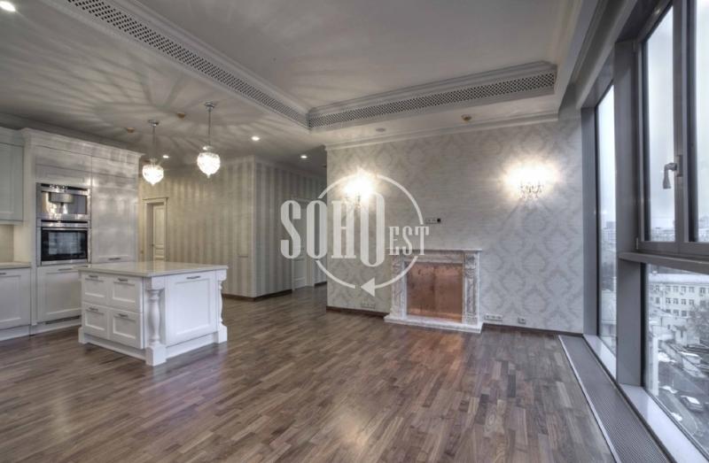 5-комнатная Квартира, 216 м2