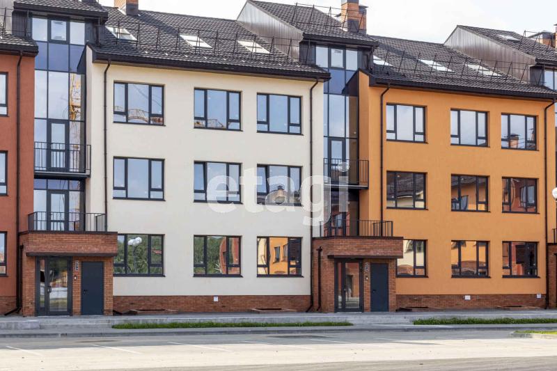 3-комн. квартира, 122 м², 3/3 этаж