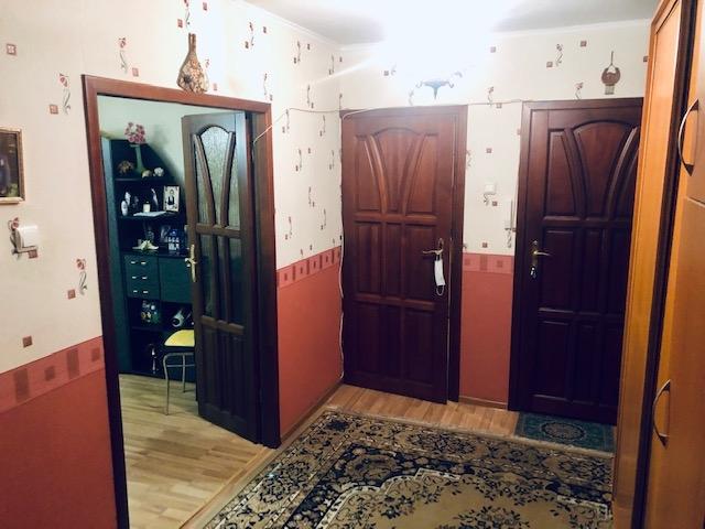 3-комн. квартира, 81 м², 4/5 этаж