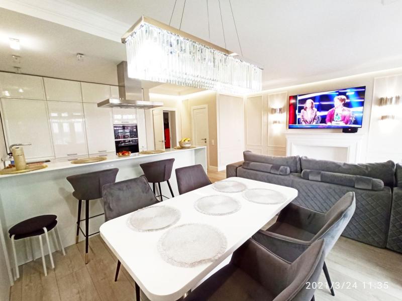 3-комн. квартира, 96 м², 6/7 этаж