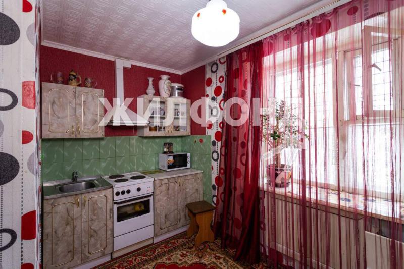 4-комн. квартира, 78 м², 1/4 этаж
