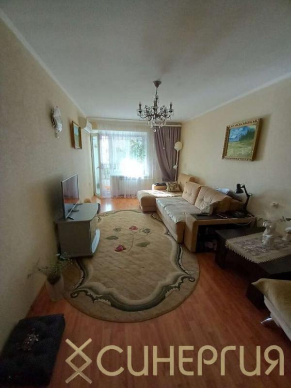 4-комн. квартира, 80 м², 1/10 этаж