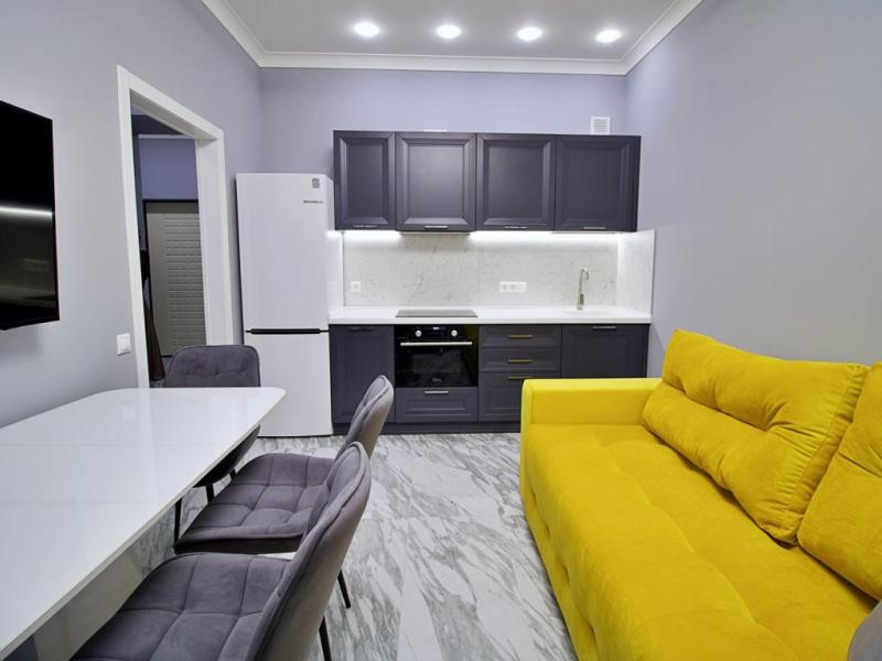 2-комн. квартира, 55 м², 4/8 этаж