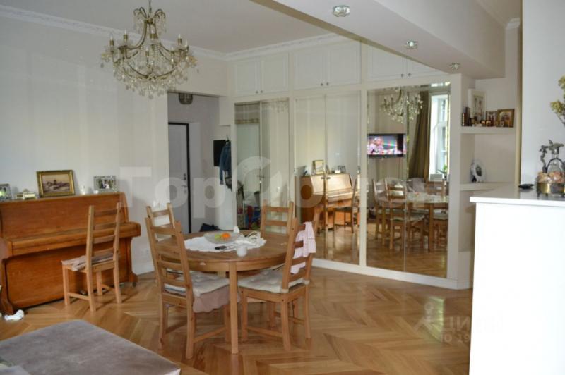 3-комн. квартира, 76 м², 2/9 этаж
