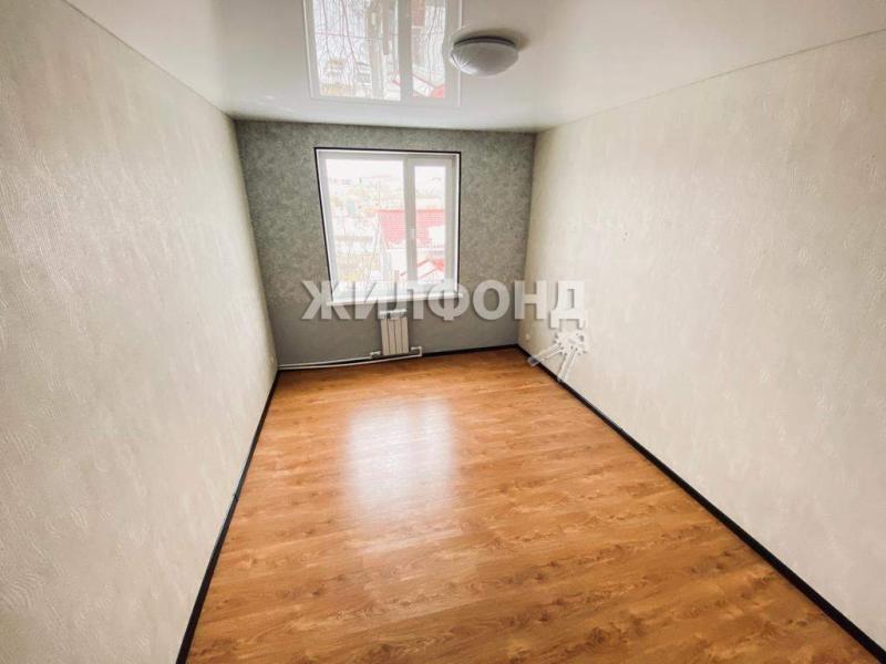 2-комн. квартира, 64.9 м², 1/3 этаж