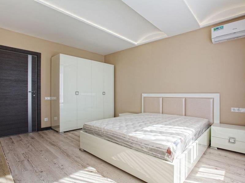 3-комн. квартира, 95 м², 7/9 этаж
