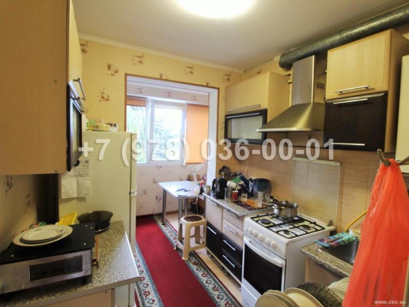 2-комн. квартира, 52 м², 1/5 этаж