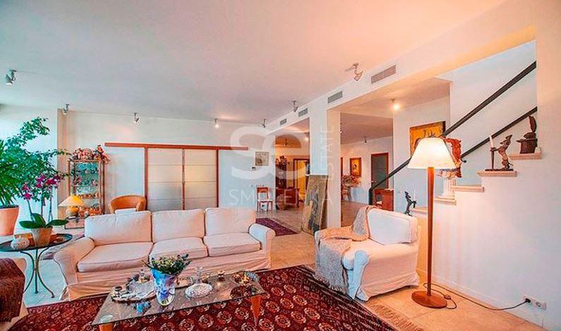 4-комнатная Квартира, 305 м2