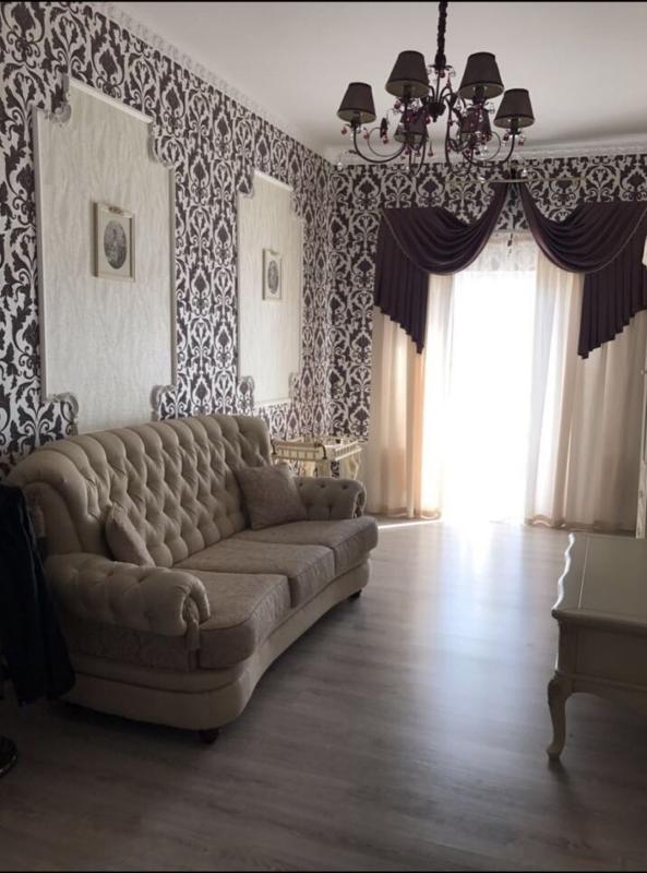 3-комн. квартира, 120 м², 2/9 этаж