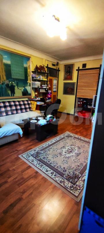 2-комн. квартира, 63 м², 3/5 этаж