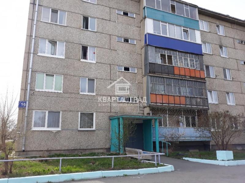 Квартира, Республика Хакасия, Саяногорск, мкр Енисейский, 16. Фото 1