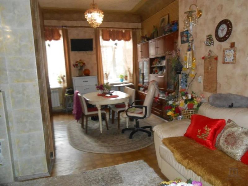 2-комн. квартира, 52 м², 1/2 этаж